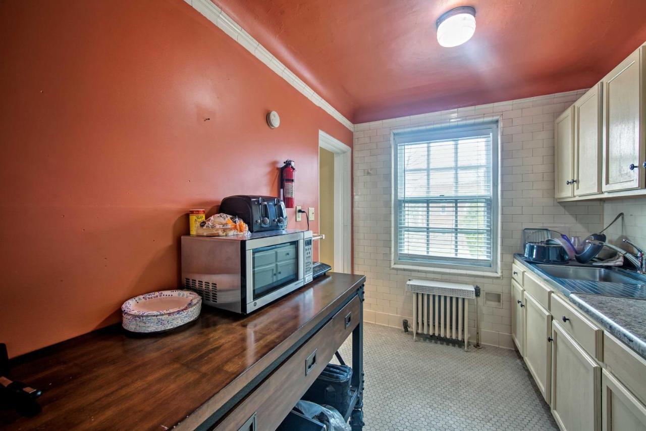 Reading Apt, Walk To Shops, Dining And City Park! Exterior foto